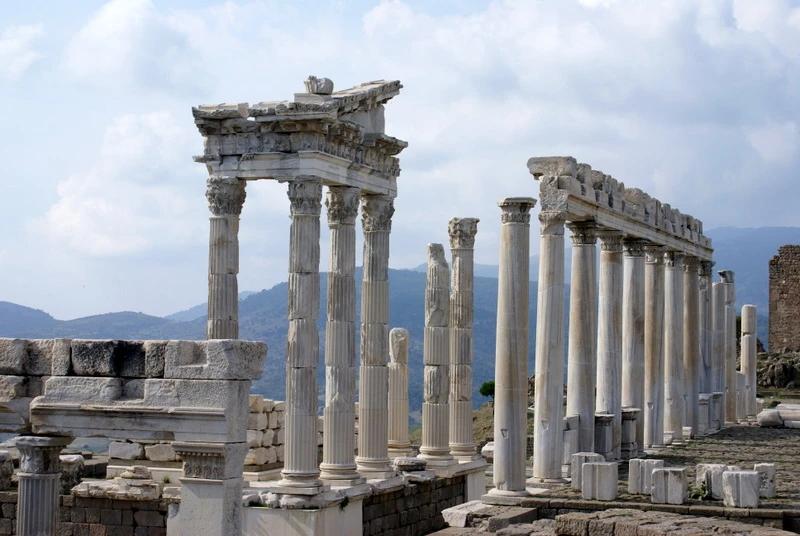 Pergamon - 3