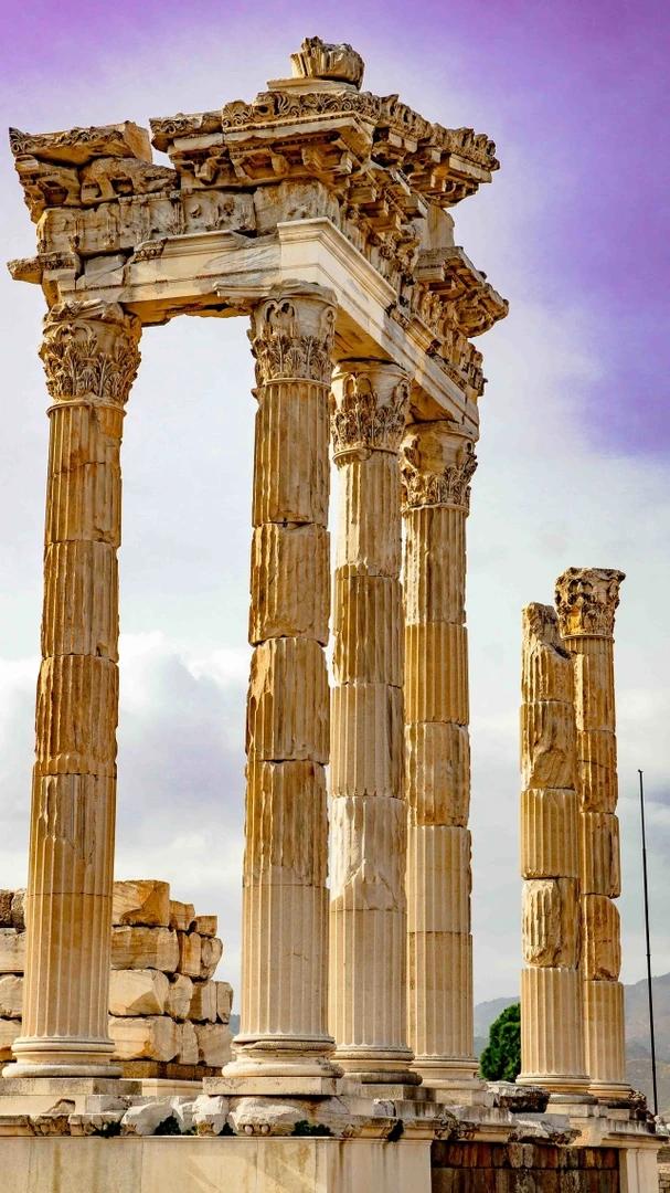 Pergamon - 8